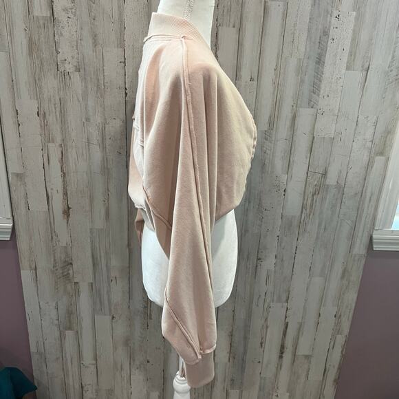 American Eagle Pink Cropped Shrug Cardigan Sweatshirt Womens Size Small Soft - Picture 2 of 7